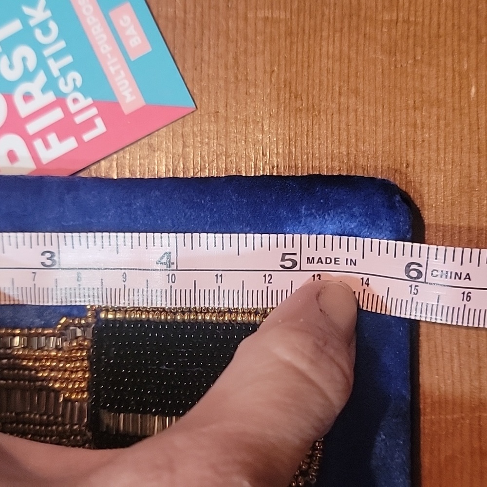Velvet Pouch - Picture 6 of 6